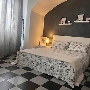 Canovine 13 Apartment